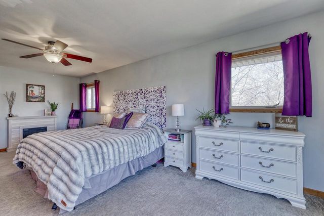 W189N5050 Crest View TERRACE, Menomonee Falls, WI 53051