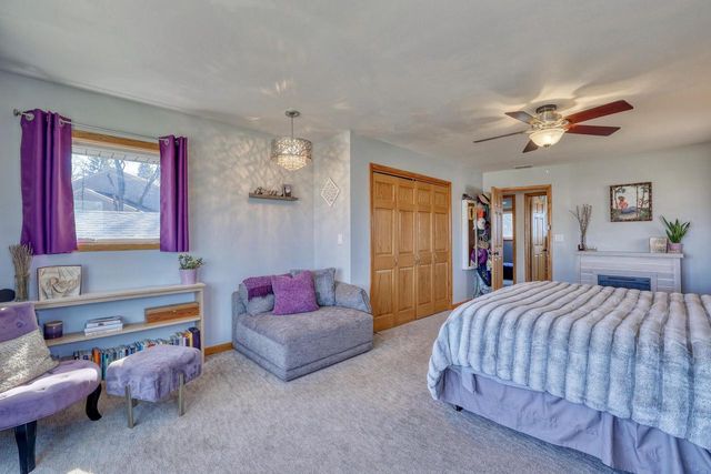 W189N5050 Crest View TERRACE, Menomonee Falls, WI 53051