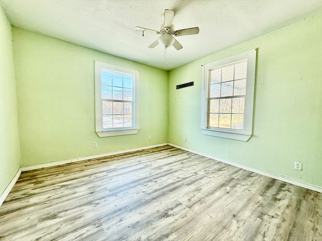 311 S Watson Street, Alvarado, TX 76009