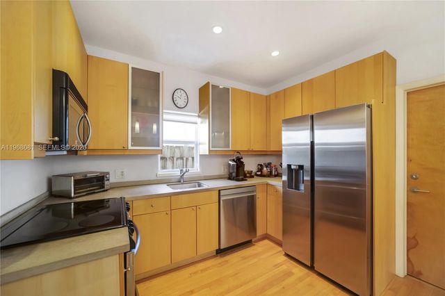 4534 Post Ave, Miami Beach, FL 33140