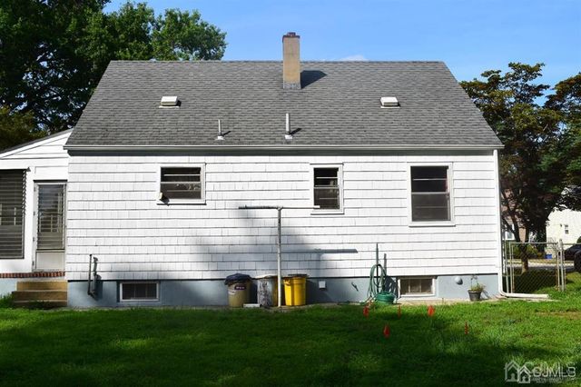 15 CLEVELAND Avenue, East Brunswick, NJ 08816