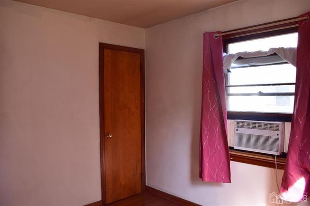 15 CLEVELAND Avenue, East Brunswick, NJ 08816