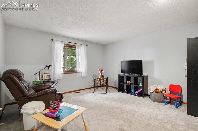 7585 Ponca Road, Colorado Springs, CO 80908