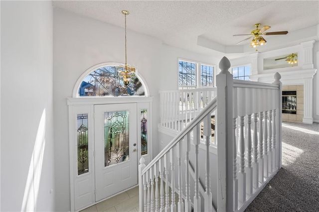 806 Winesap Circle, Belton, MO 64012