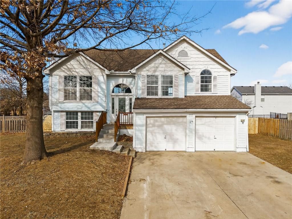 806 Winesap Circle, Belton, MO 64012