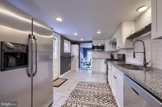 33 N MARY ST, Lancaster, PA 17603