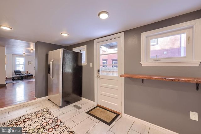 33 N MARY ST, Lancaster, PA 17603