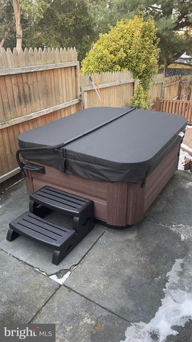 33 N MARY ST, Lancaster, PA 17603