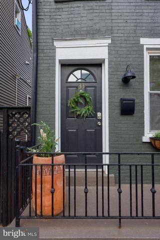 33 N MARY ST, Lancaster, PA 17603