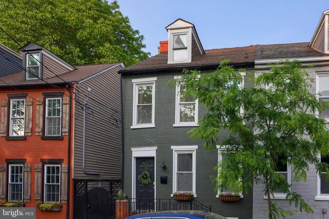 33 N MARY ST, Lancaster, PA 17603