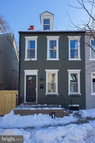 33 N MARY ST, Lancaster, PA 17603