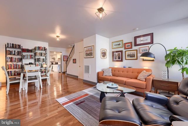 33 N MARY ST, Lancaster, PA 17603