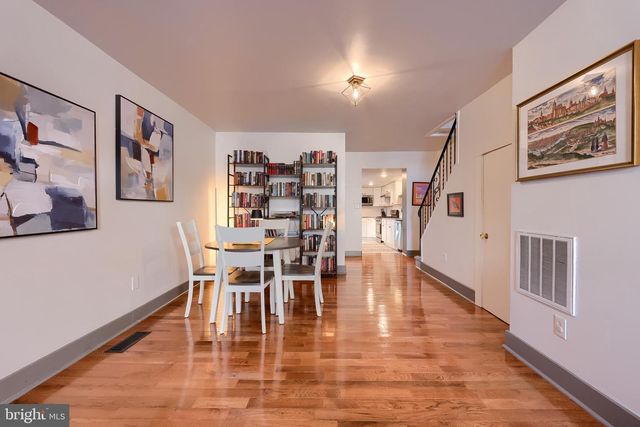 33 N MARY ST, Lancaster, PA 17603