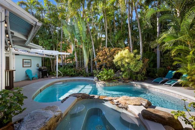 314 61ST STREET, Holmes Beach, FL 34217