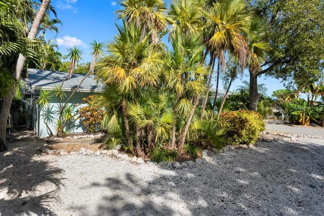 314 61ST STREET, Holmes Beach, FL 34217