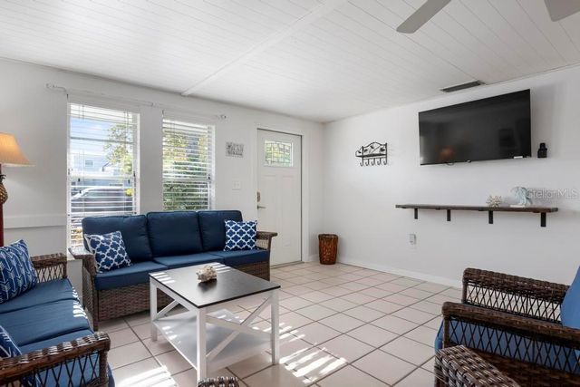 314 61ST STREET, Holmes Beach, FL 34217