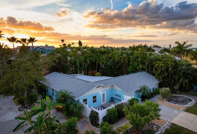 314 61ST STREET, Holmes Beach, FL 34217