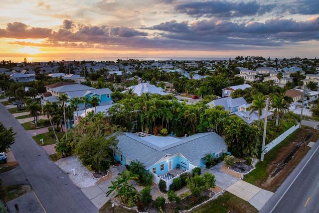 314 61ST STREET, Holmes Beach, FL 34217