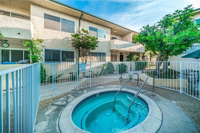 5328 Newcastle Avenue 61, Encino, CA 91316