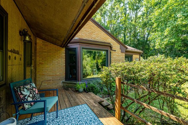 16460 Franklin Road, Northville, MI 48168