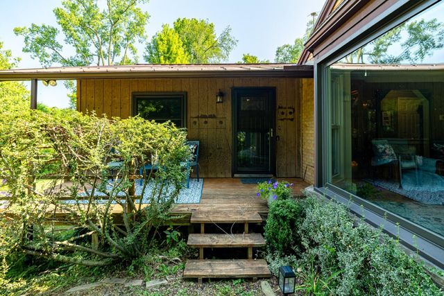 16460 Franklin Road, Northville, MI 48168