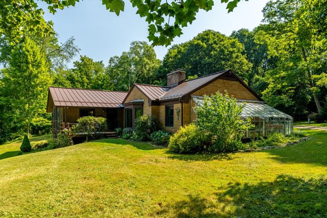 16460 Franklin Road, Northville, MI 48168