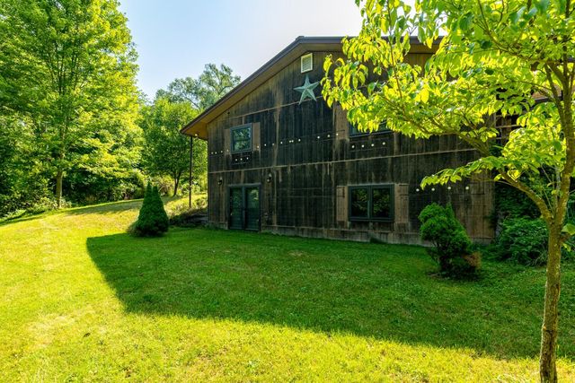 16460 Franklin Road, Northville, MI 48168