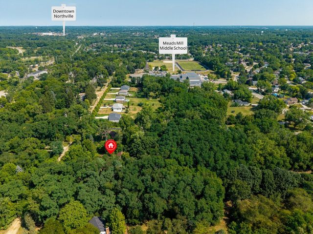 16460 Franklin Road, Northville, MI 48168