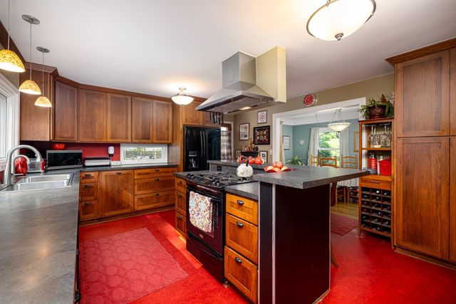 16460 Franklin Road, Northville, MI 48168