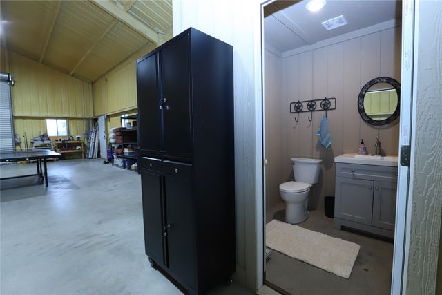 2188 Westview Drive, Wills Point, TX 75169