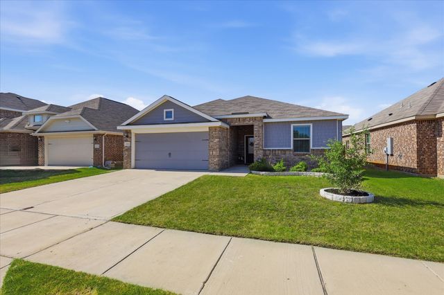 7533 Pleasant Oaks Street, Fort Worth, TX 76120