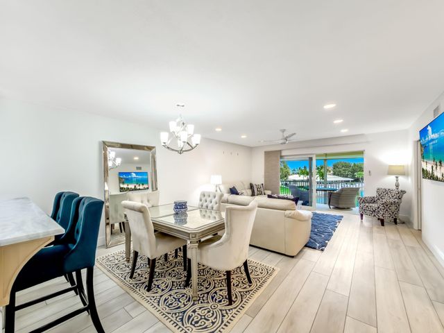 2301 NE 36th Street 202, Lighthouse Point, FL 33064