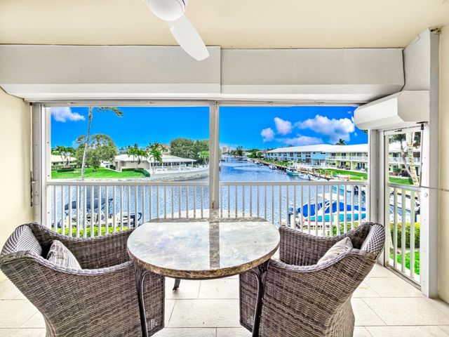 2301 NE 36th Street 202, Lighthouse Point, FL 33064