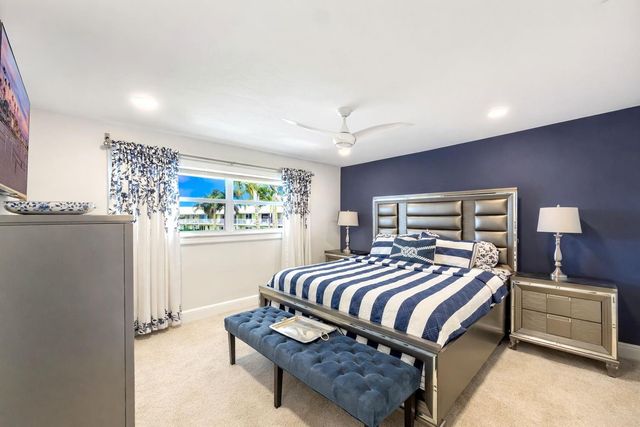 2301 NE 36th Street 202, Lighthouse Point, FL 33064