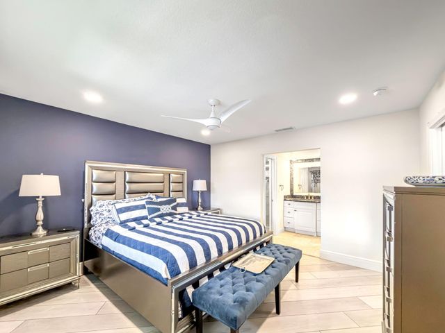 2301 NE 36th Street 202, Lighthouse Point, FL 33064