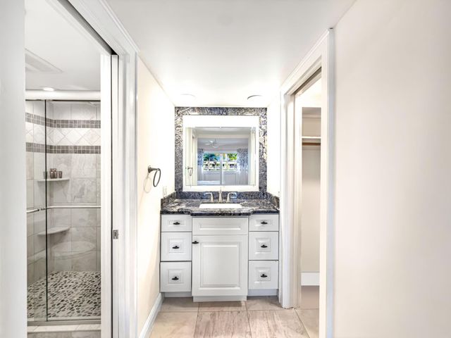 2301 NE 36th Street 202, Lighthouse Point, FL 33064