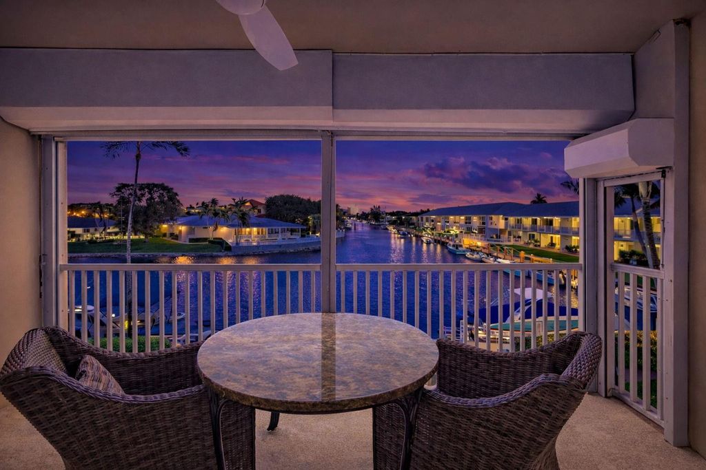 2301 NE 36th Street 202, Lighthouse Point, FL 33064