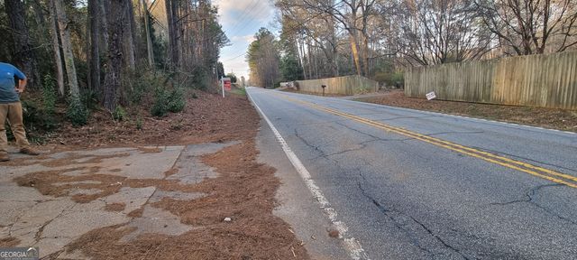 1054 Roscoe Road, Newnan, GA 30263