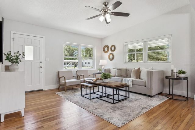 2817 PICKFAIR STREET, Orlando, FL 32803
