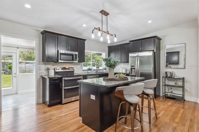 2817 PICKFAIR STREET, Orlando, FL 32803