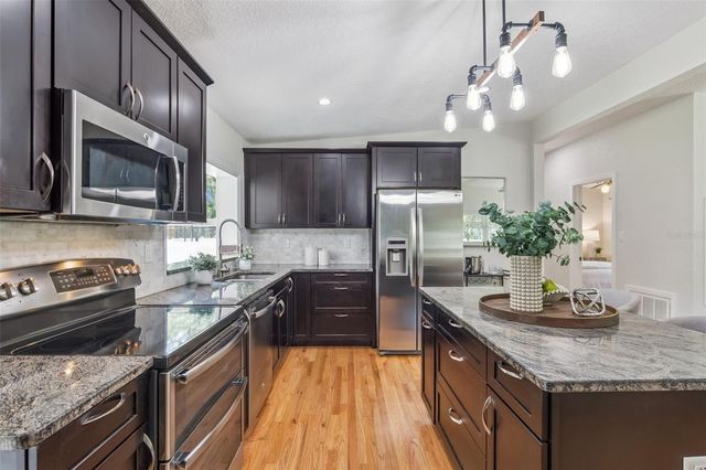 2817 PICKFAIR STREET, Orlando, FL 32803