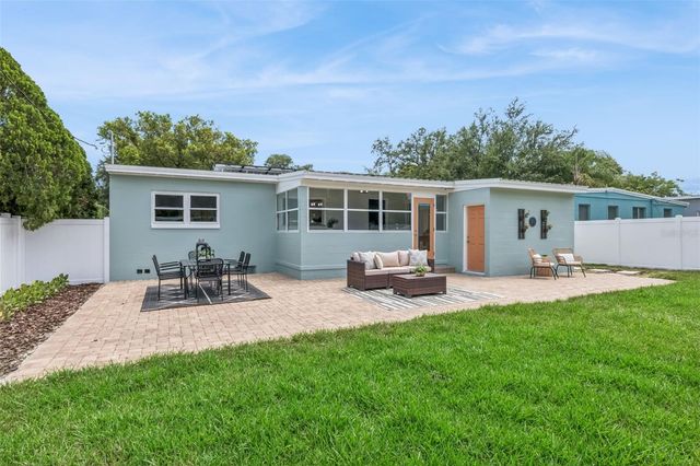 2817 PICKFAIR STREET, Orlando, FL 32803