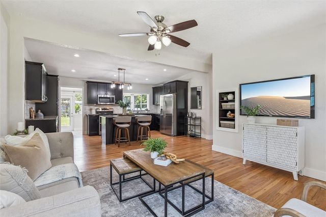 2817 PICKFAIR STREET, Orlando, FL 32803