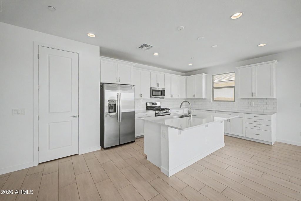 29527 N 135TH Lane, Peoria, AZ 85383 — photo 3