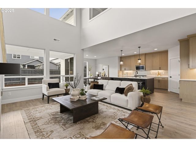 1211 S MOUNTAIN Pl, Ridgefield, WA 98642