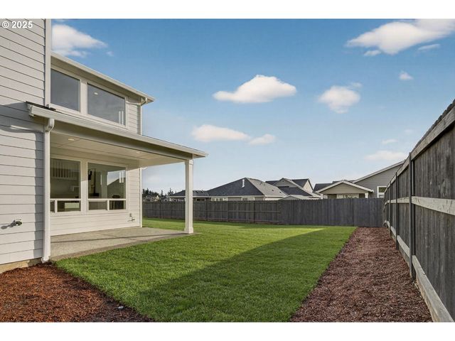 1211 S MOUNTAIN Pl, Ridgefield, WA 98642