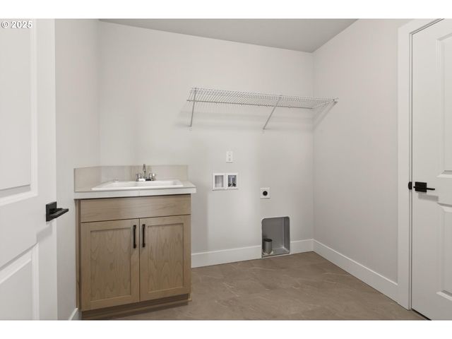 1211 S MOUNTAIN Pl, Ridgefield, WA 98642