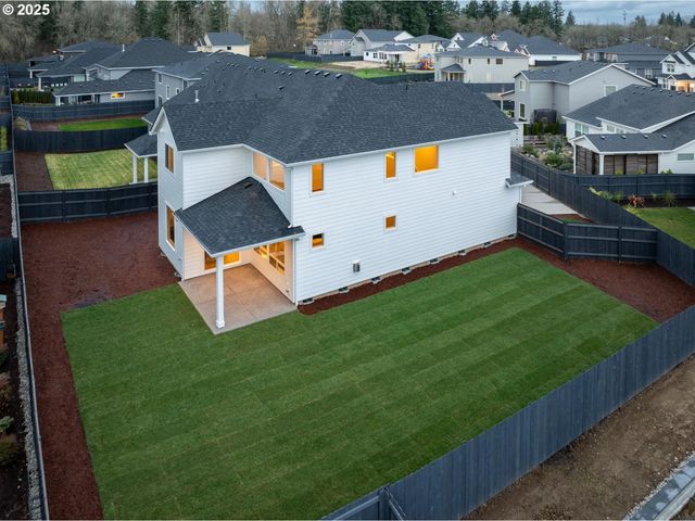 1211 S MOUNTAIN Pl, Ridgefield, WA 98642
