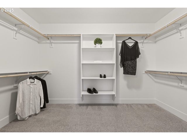 1211 S MOUNTAIN Pl, Ridgefield, WA 98642