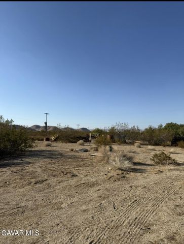 61 Joshua Lane, Mojave, CA 93501